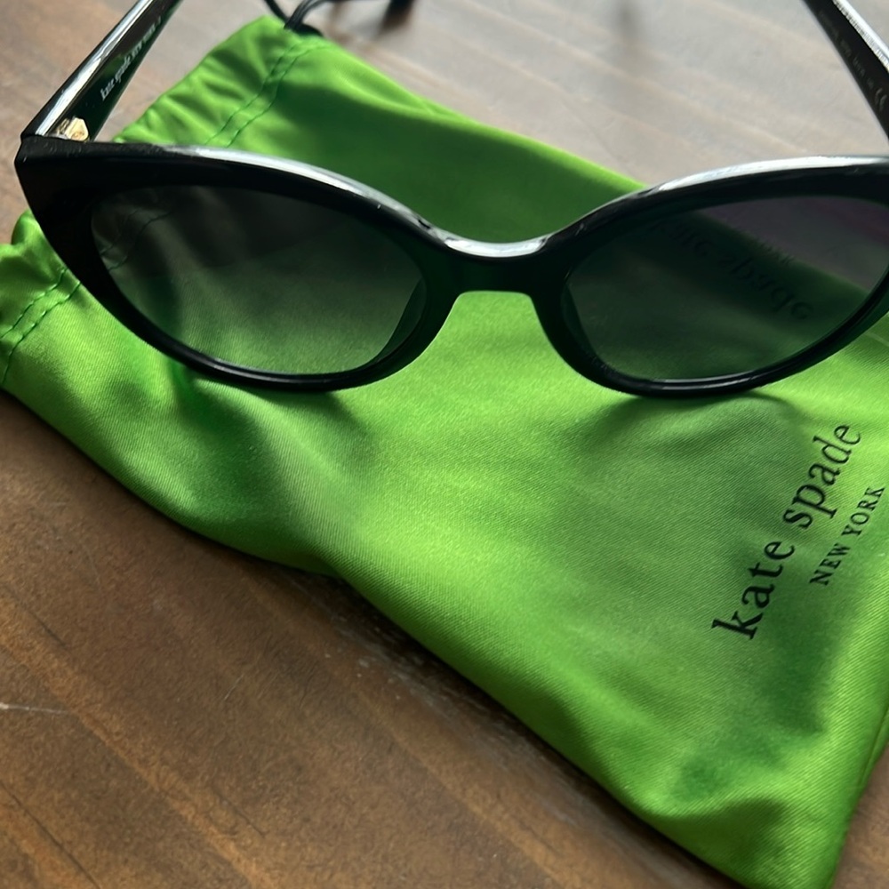 KATE SPADE Samantha Sunglasses